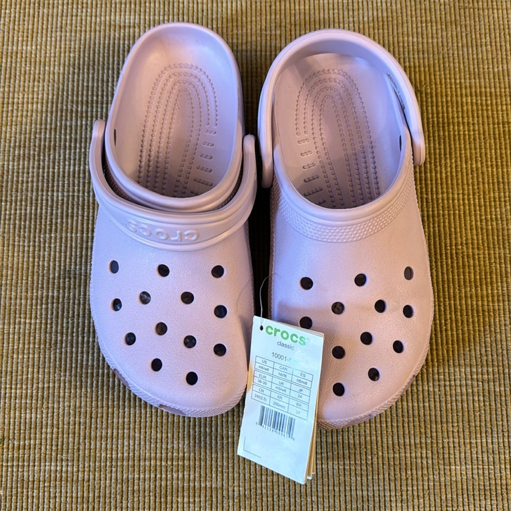 Lavender Crocs Clog. Tags on, never worn.
